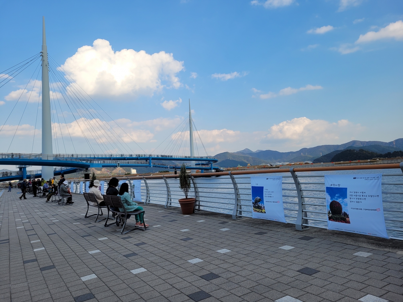60c9ecbea40c477bd64c52f19f47ab75.jpg