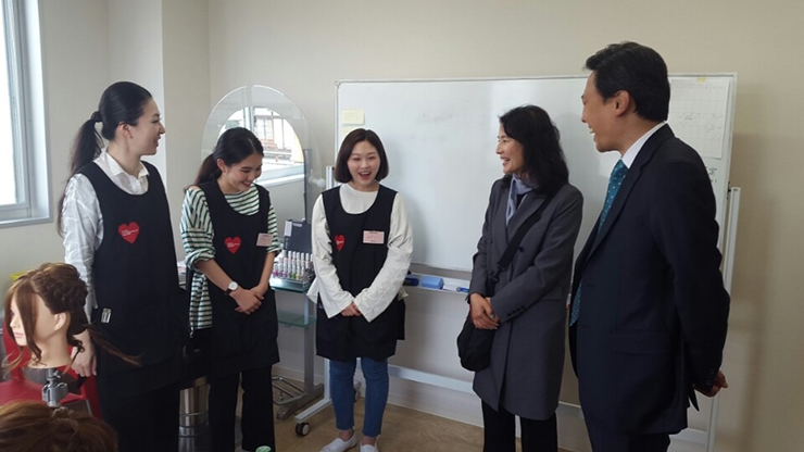 미용예술학과 유학생1.jpg 미용예술학과 유학생1.jpg